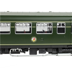 32-285A Class 101 2-Car DMU BR Green (Speed Whiskers) 02
