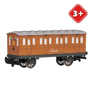  76044BE Annie Carriage OO Scale 3+ 