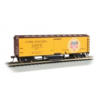 Track Cleaning 40' Wood-Side Reefer - Agar Packing Company