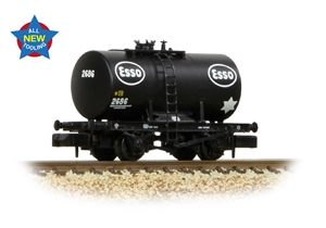 20T Anchor-Mounted Tank Wagon 'Esso' Black