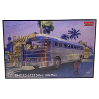 1947 PD-3751 Silverside Bus “Greyhound Lines”