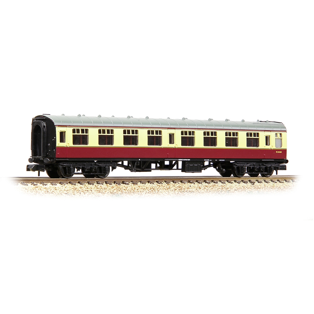 BR Mk1 SK Second Corridor BR Crimson & Cream