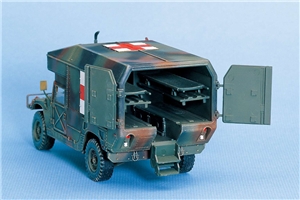 US M977 Maxi Ambulance