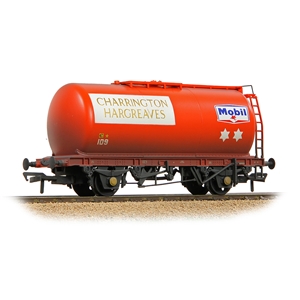 BR 45T TTA Tank Wagon 'Charrington Hargreaves/Mobil' Red [W]