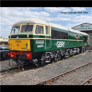 Class 69 69005 'Eastleigh' BR Green (Late Crest) (GBRf)