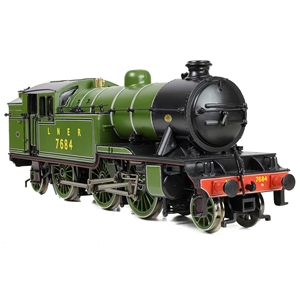 31-616 LNER V1 Tank 7684 LNER Lined Green (Revised) ANGLE 03