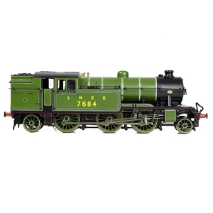 31-616 LNER V1 Tank 7684 LNER Lined Green (Revised) SIDE 01