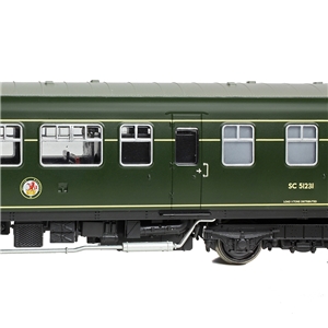 32-285A Class 101 2-Car DMU BR Green (Speed Whiskers)N 01