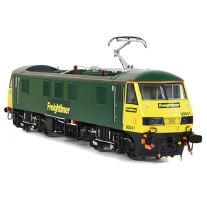 32-612A Class 90 90041 Freightliner Green Angle 03
