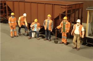 33156 Maintenance Workers (6/Pack)