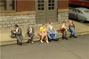 33161 Seated Platform Passengers (6/Pack)