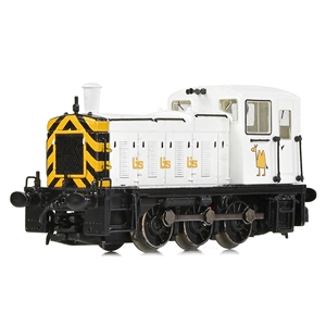 371-065 Class 03 Ex-D2054 British Industrial Sand White Angle 01