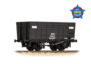 373-378 NER P7 Coal Hopper NCB Black