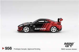Toyota GR86 HKS Type R Advan 2022 Tokyo Auto Salon (RHD)