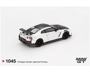 Nissan GT-R Nismo 2024 Brilliant White Pearl (RHD)