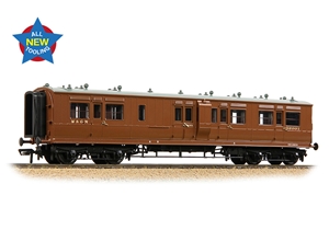 39-881 - LNWR 50ft Arc Roof Brake Third Corridor M&GN Brown
