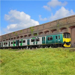 Class 150/1 2-Car DMU 150139 London Northwestern Railway