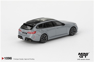 BMW M5 Touring (G99) Brooklyn Grey Metallic (RHD)