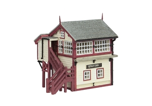 42-0168M GCR Wooden Signal Box Maroon and Cream