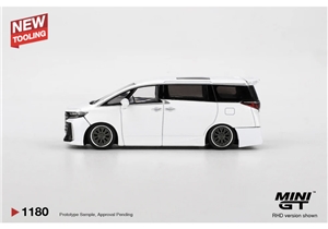 Toyota Vellfire 40 Kuhl White (RHD)