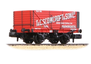 8 Plank Wagon End Door 'T & C. Scowcroft & Son Ltd' Red