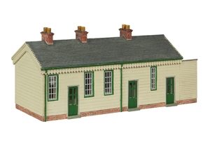 44-0187A S&DJR Wooden Station Building Green and Cream