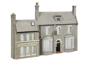 44-0210 Low Relief Goathland Hotel