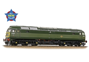 Class 47/0 D1922 BR Two-Tone Green (Small Yellow Panels)