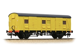 SR QVV (Ex-PMV) Staff Tool Van BR Departmental Yellow