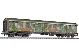 'Military Troop Transport' Train, BR 42 & 3 Coaches, Camouflage