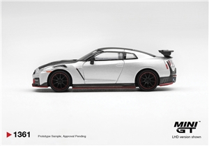 Nissan GT-R Nismo 2024 Silver (RHD)