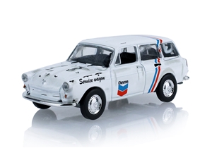 Club V Dub Series 22 - Volkswagen Type 3 Squareback 1966 - Chevron