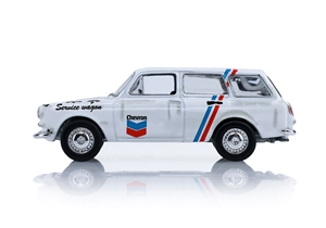 Club V Dub Series 22 - Volkswagen Type 3 Squareback 1966 - Chevron