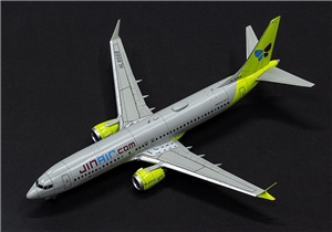 Boeing 737-8 Jin Air