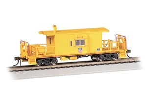 76404 Short Body Bay Window Transfer Caboose - Union Pacific #13737