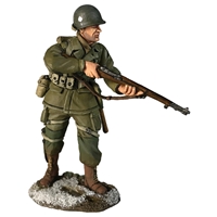 US 101st Airborne in M-43 Jacket Advancing Winter, 1944-45