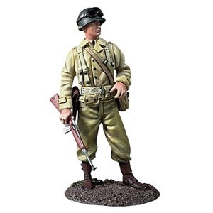 B25271 U.S. Armored Infantry Company Officer with M1 Carbine