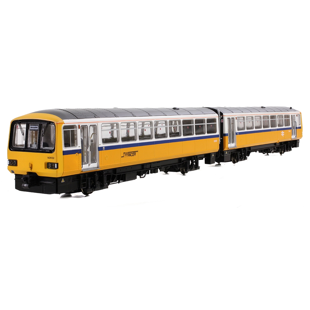 Class 143 2-Car DMU 143622 BR Tyne & Wear PTE
