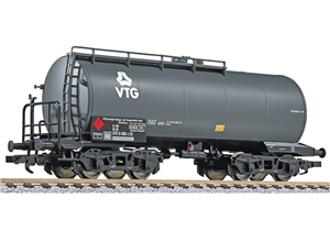 L235986