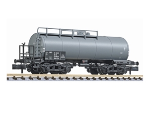 L265965 4-axle tank wagon, DR, era IV