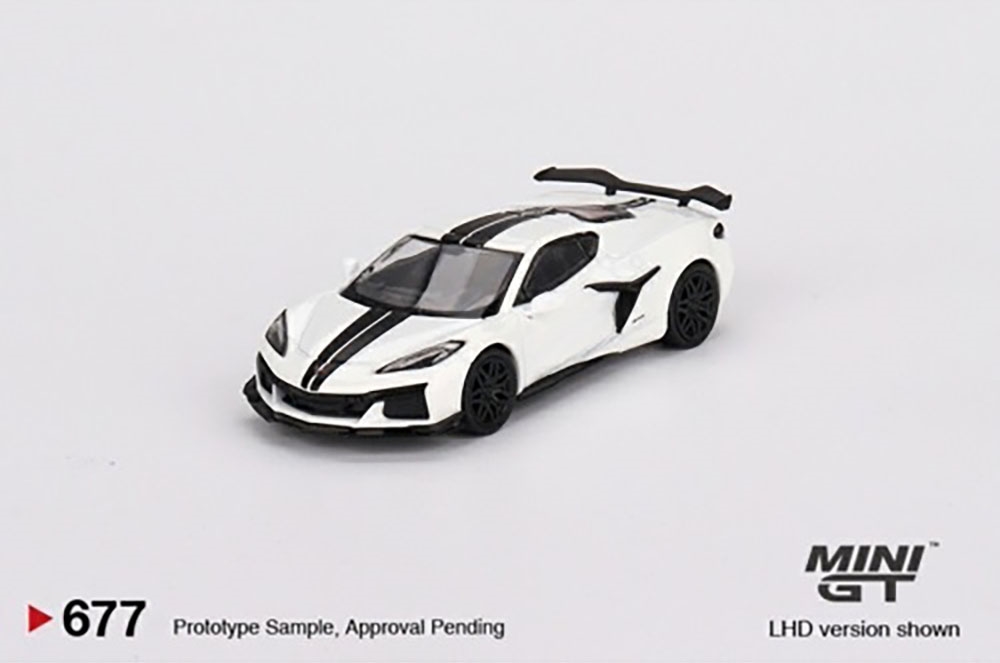 Chevrolet Corvette Z06 2023 Arctic White (RHD)