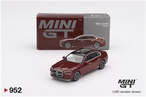 MGT00952-R BMW i7 xDrive60 Aventurin (RHD)