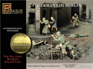 WWII Germans in Berlin 1945 Figures (Qty 39)