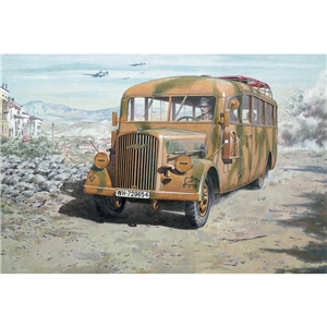 PKROD726 Opel Blitz Omnibus W39 (Late WWII service)