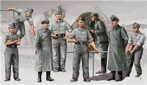 German Mörser Karl Artillery Crew Figures