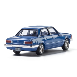 WAS5363 HO Scale Blue Sedan Back View