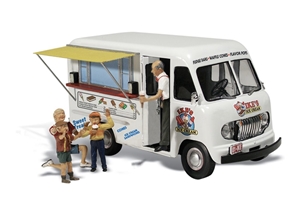 HO Ike's Ice Cream Truck